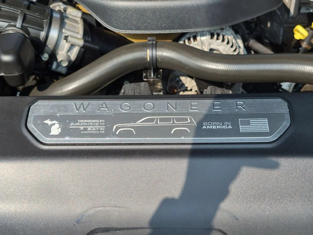 Used 2022 Black Jeep Series II image 39