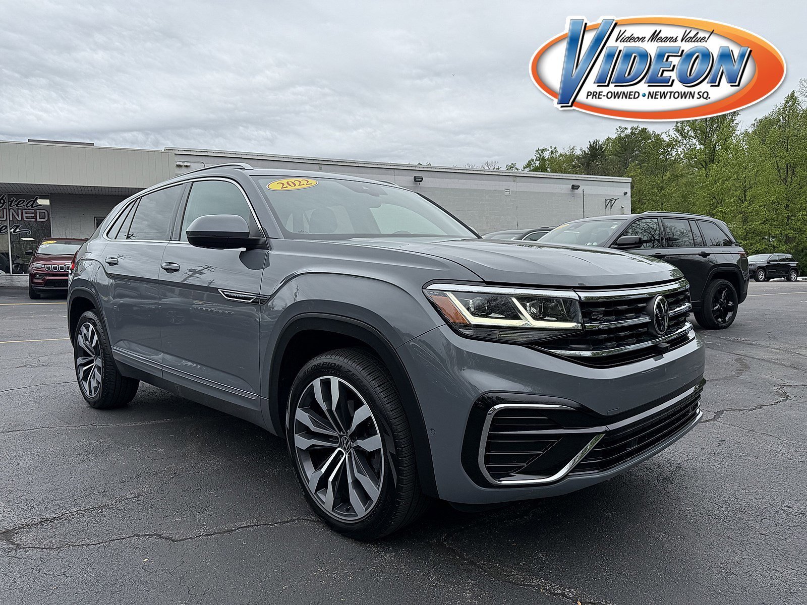 2022 Volkswagen Atlas Cross Sport SEL Premium R-Line