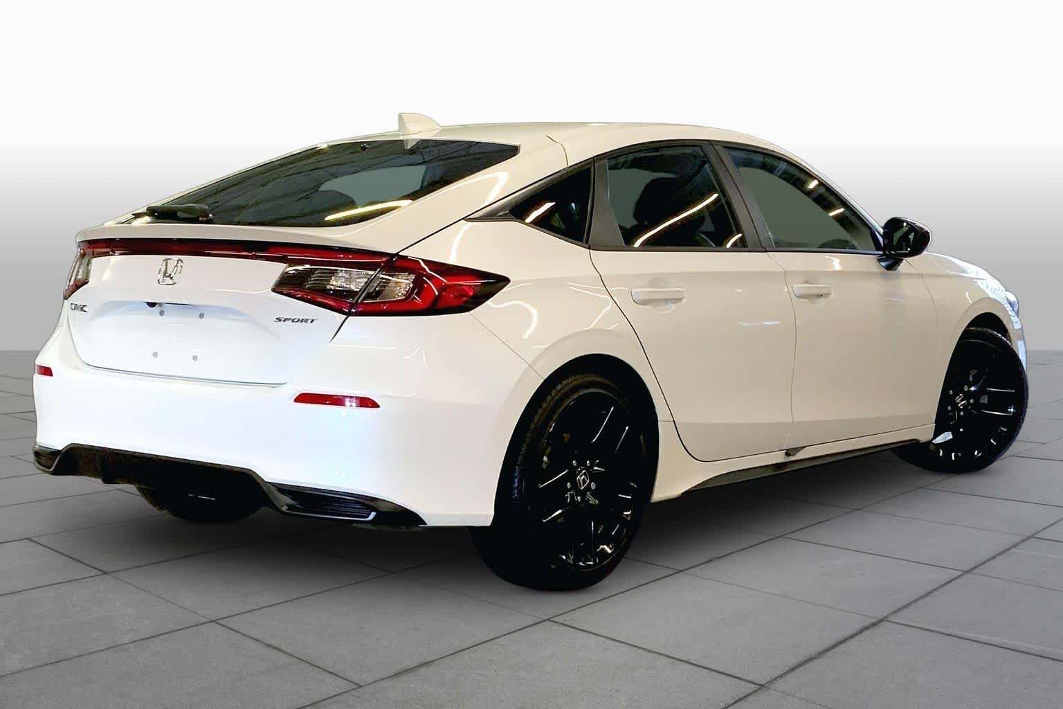 Used 2024 Platinum White Pearl Honda Sport image 23
