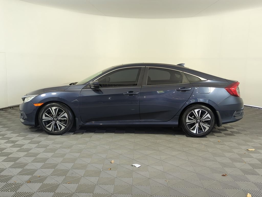 Used 2017  Honda EX-L image 4