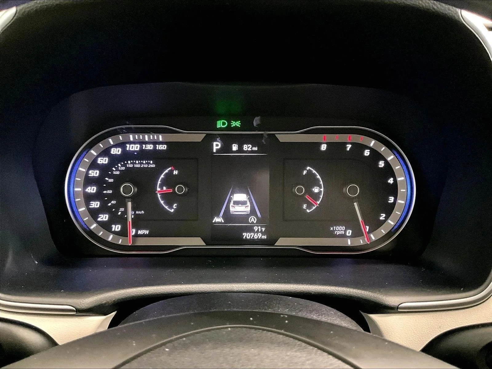 Used 2022 Shimmering Silver Hyundai SEL image 22