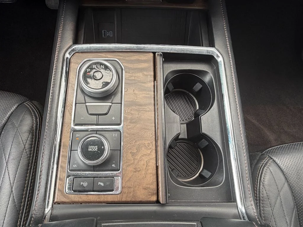 Used 2021 White Ford Platinum image 22