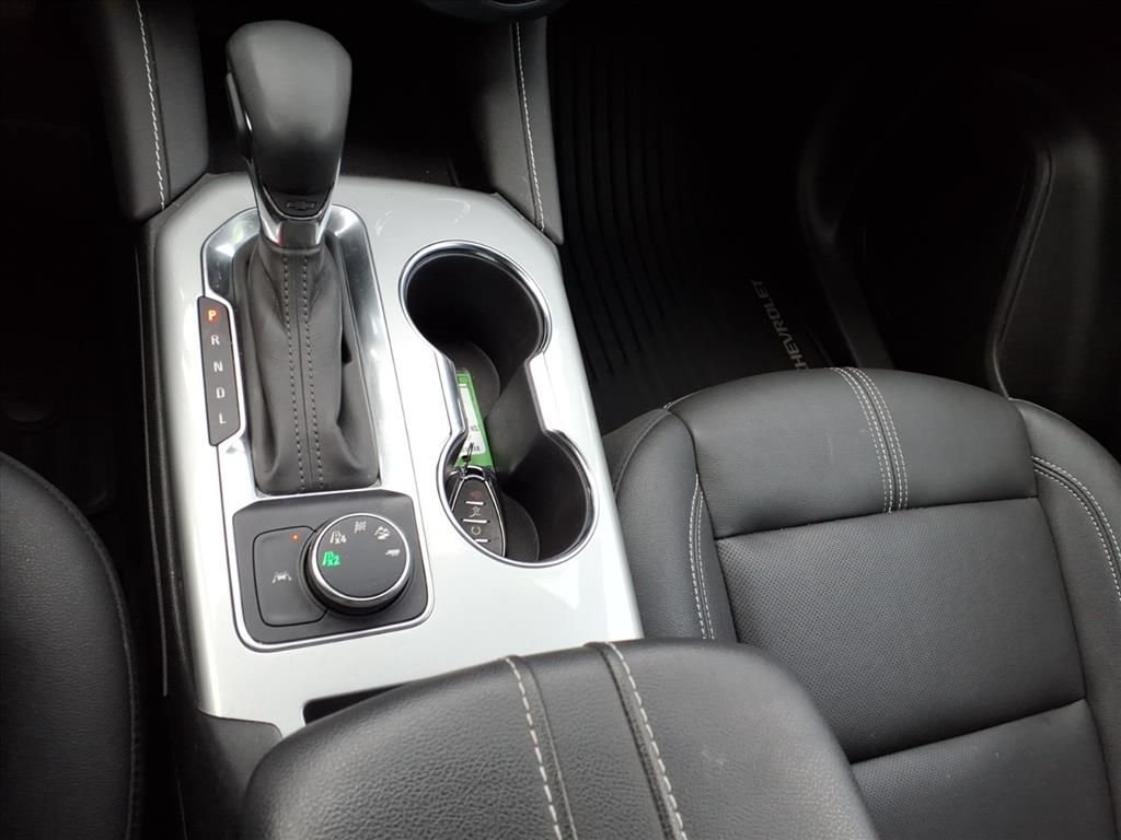 Used 2024 Sterling Gray Metallic Chevrolet LT image 9