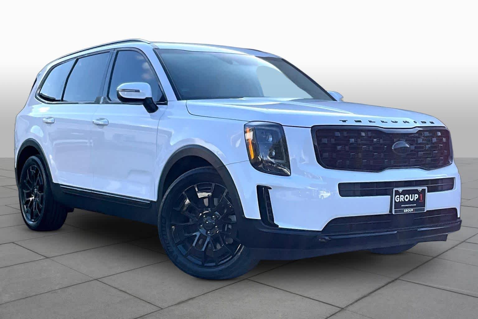 Used 2021 Glacial White Pearl Kia EX image 3