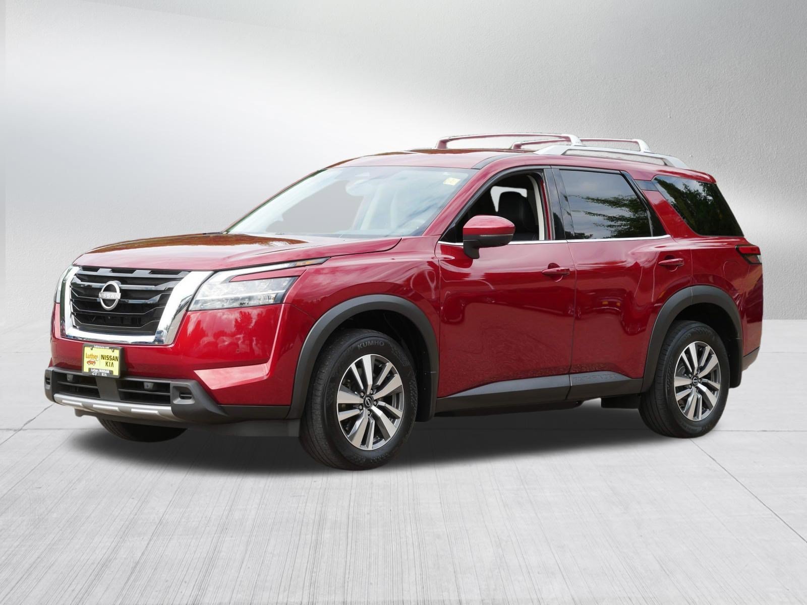 Certified Used 2024 Scarlet Ember Nissan SL image 3