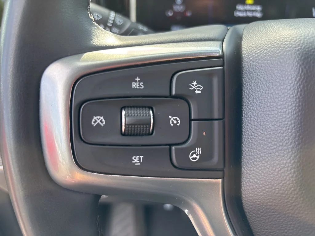 Used 2023 Gray Chevrolet LT image 19