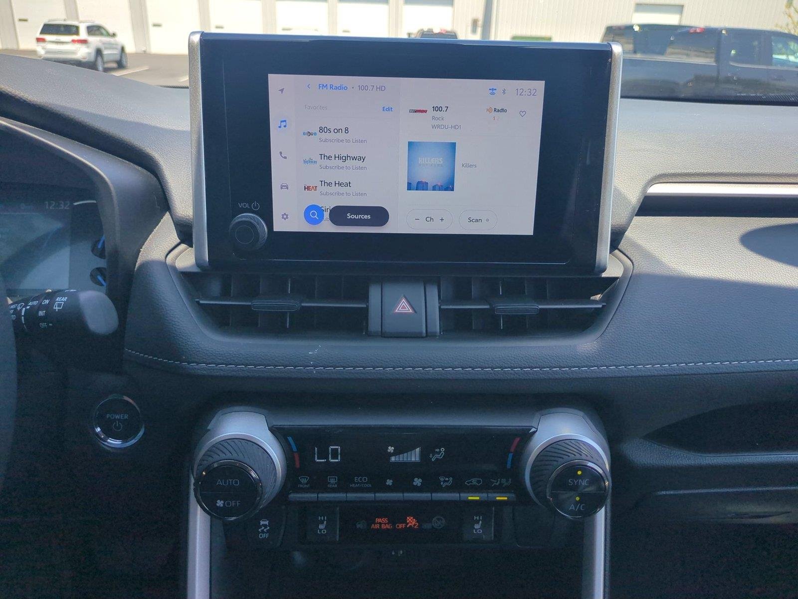 Used 2024 Blueprint Toyota Hybrid XLE image 24