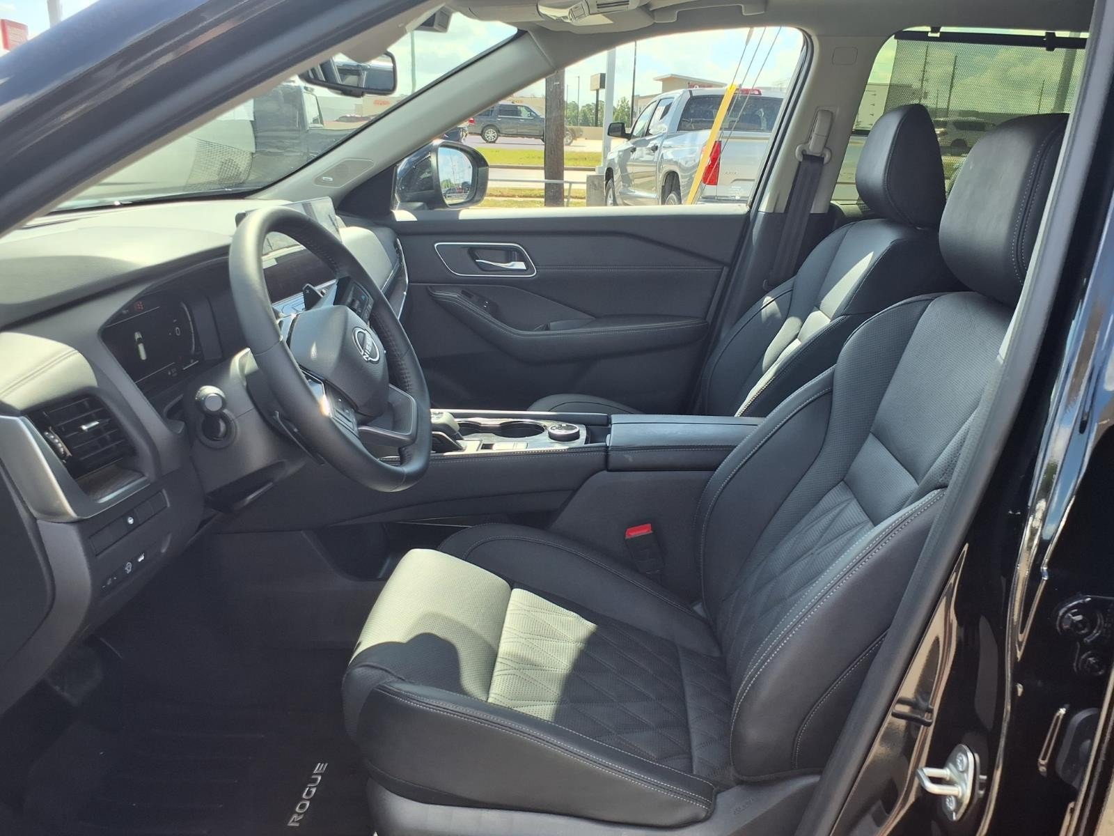 2026 Nissan Rogue Platinum Black at Robbins Nissan