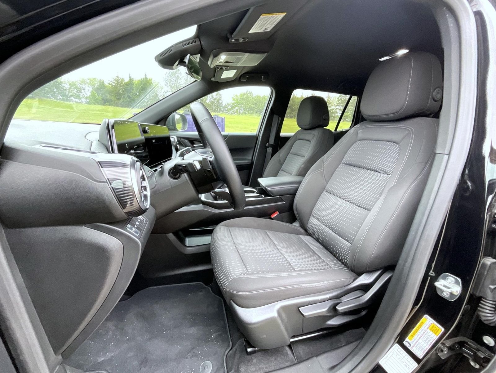Used 2025 Black Chevrolet LT image 11