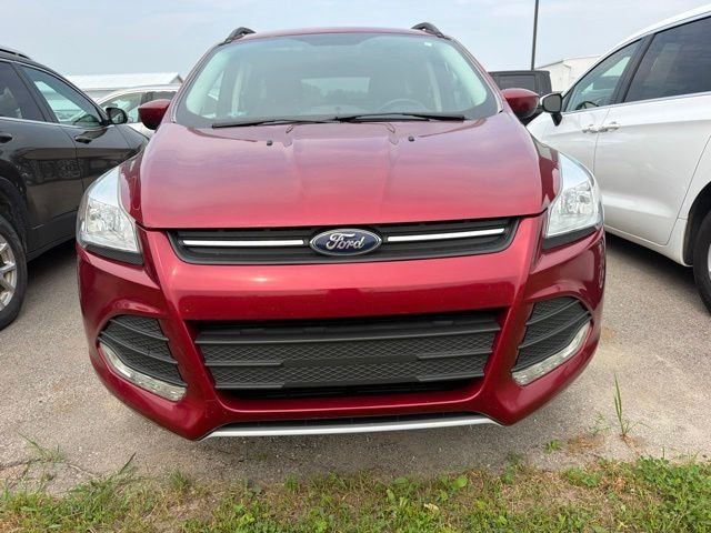 Used 2016 Ford Escape SE with VIN 1FMCU9GX5GUA64512 for sale in Standish, MI