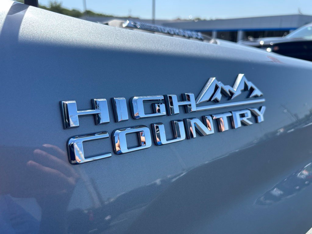 2026 Chevrolet Silverado 2500 HD High Country - Photo 13