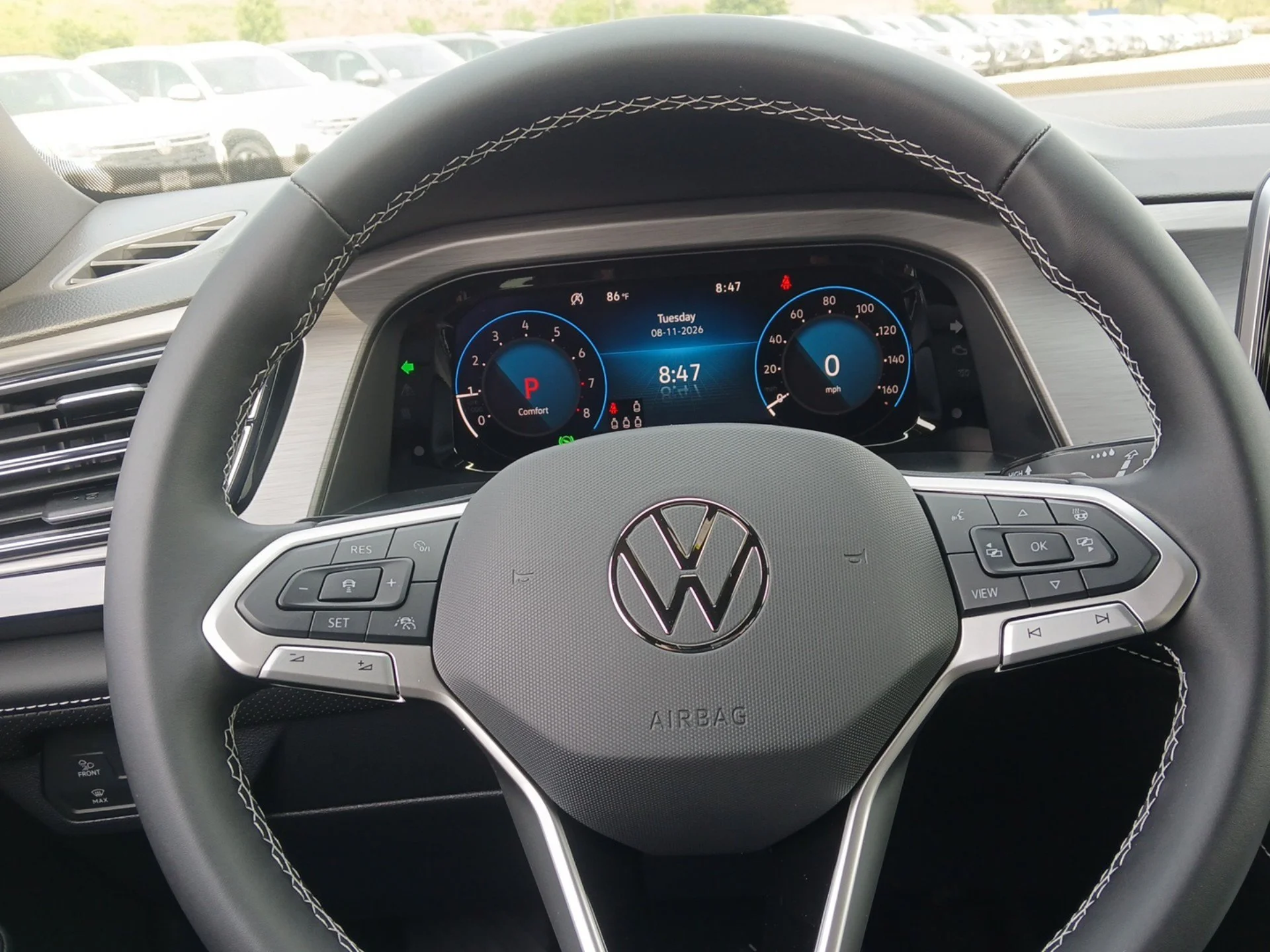 New 2026 Opal White Pearl Volkswagen 2.0T SE W/TECHNOLOGY image 11