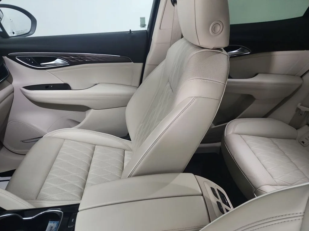 Used 2023 White Buick Avenir image 11