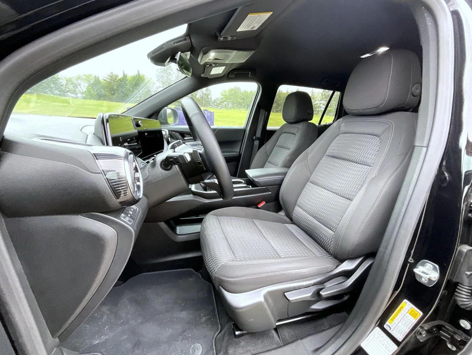 Used 2025 Black Chevrolet LT image 11
