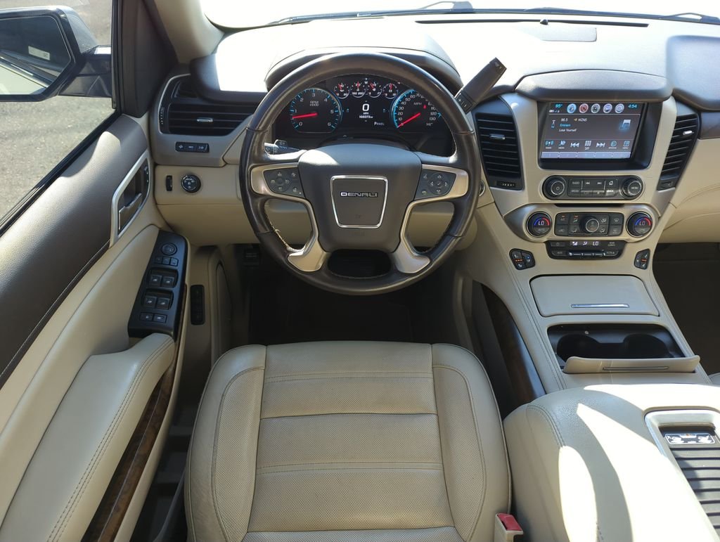 Used 2019 White GMC Denali image 13