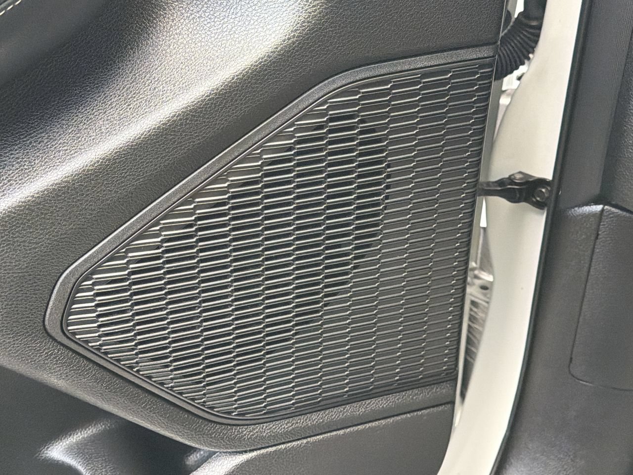 Used 2025 Bright White Clearcoat Jeep Altitude image 19