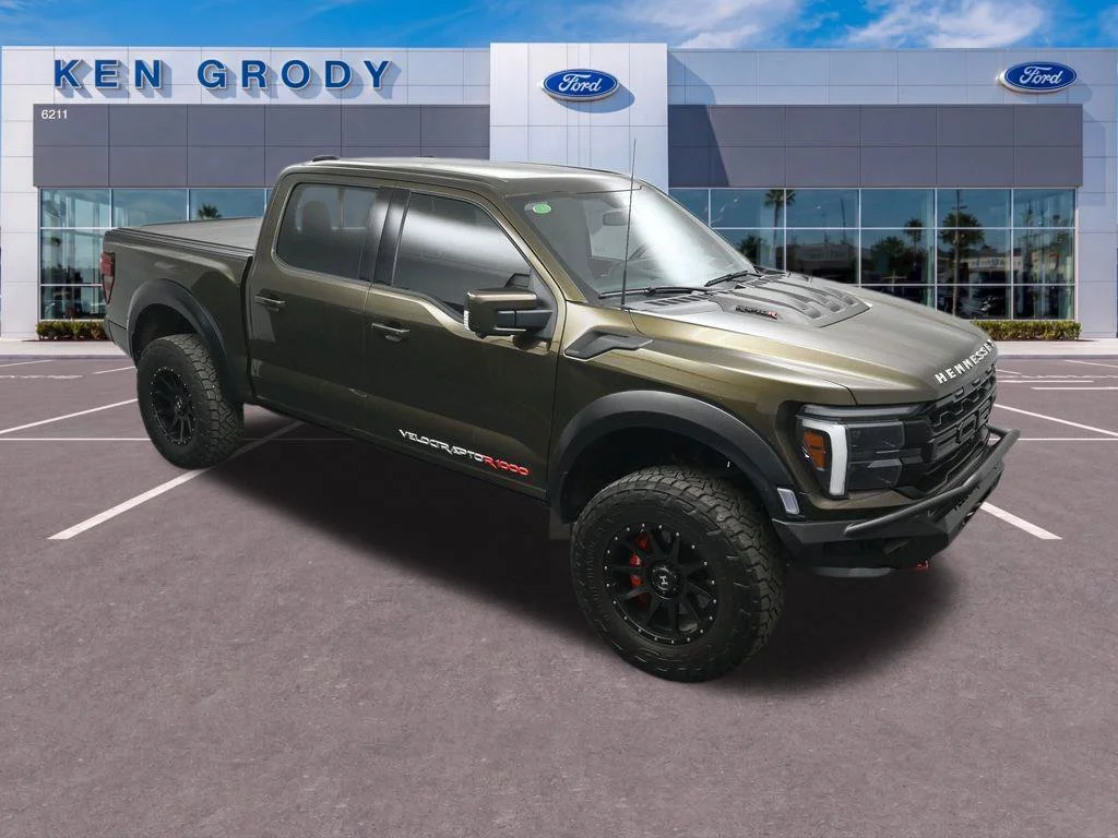 Used 2025 Green Ford Raptor image 12