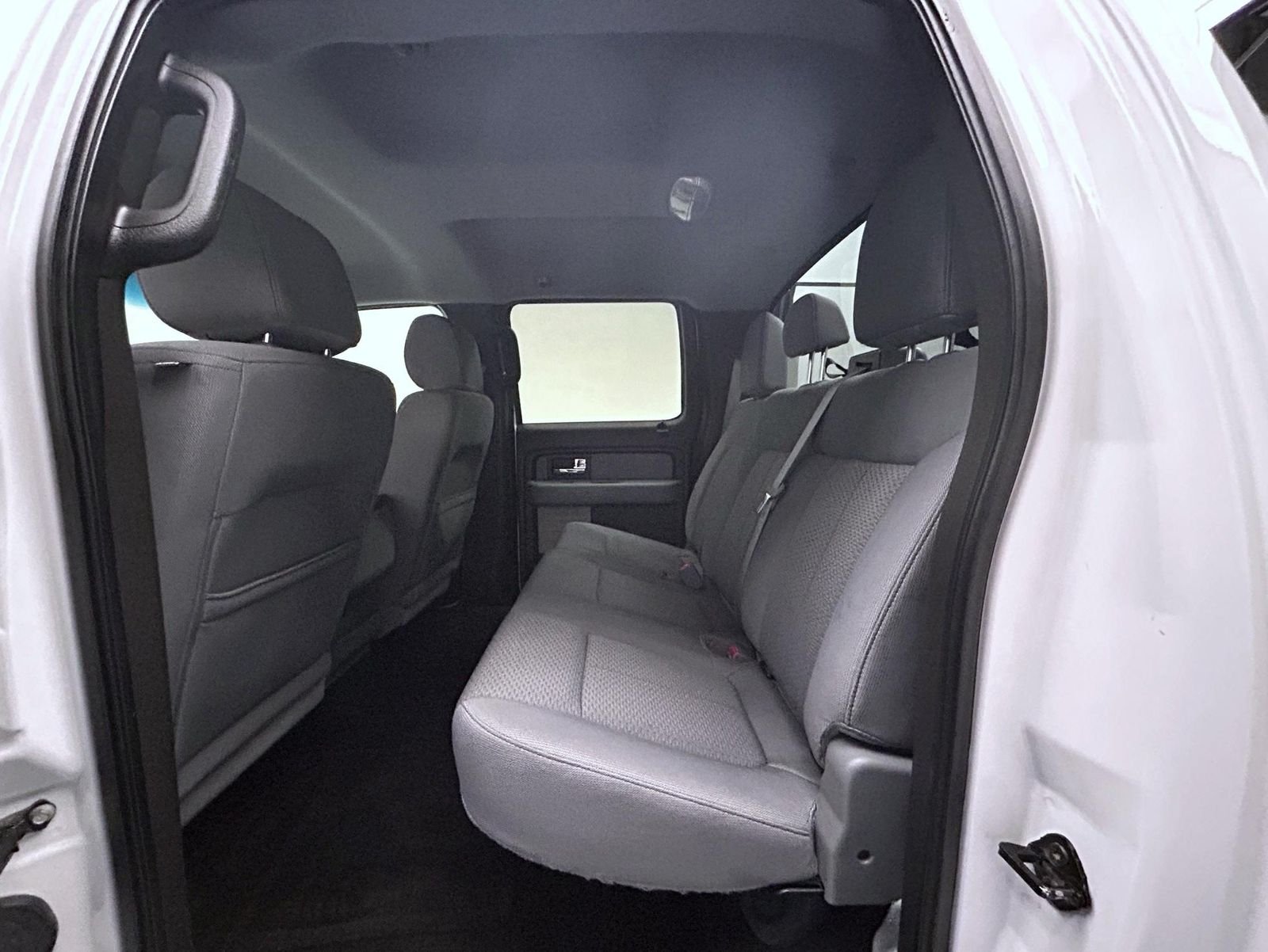 Used 2013 White Ford XLT image 19