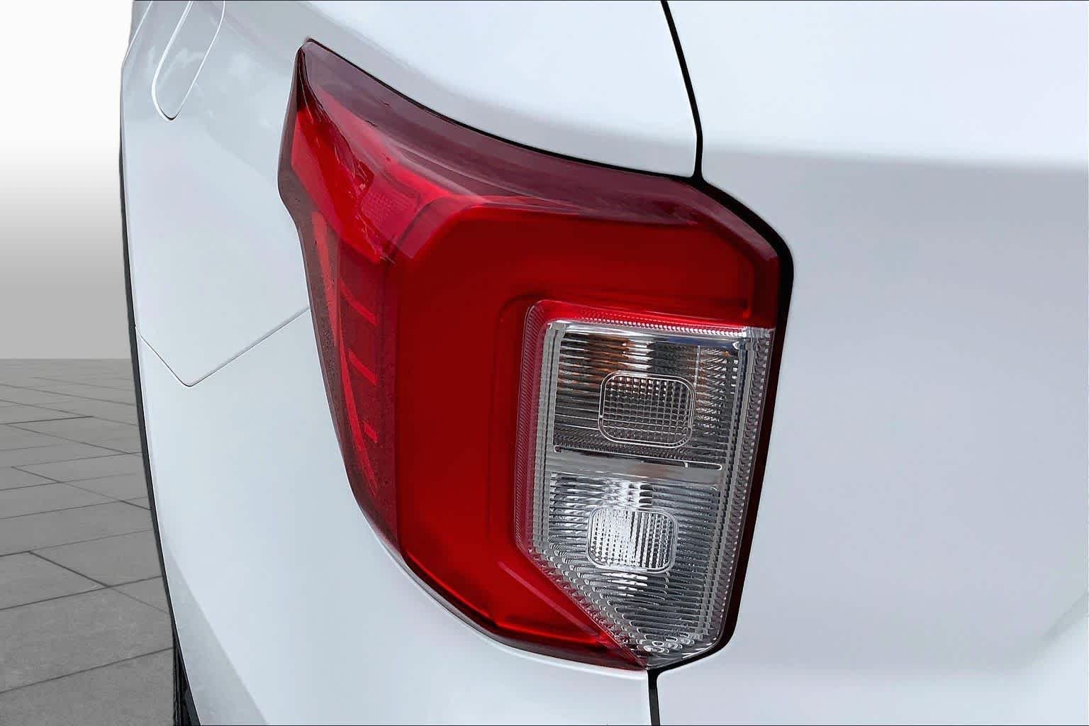 Certified Used 2021 Star White Ford XLT image 28