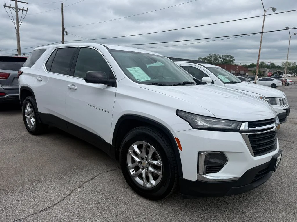 Used 2022 White Chevrolet LS image 12