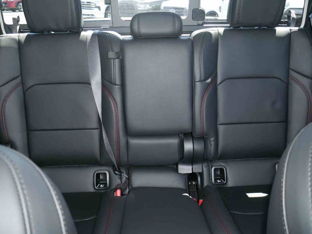 New 2026 Black Clearcoat Jeep Rubicon image 35