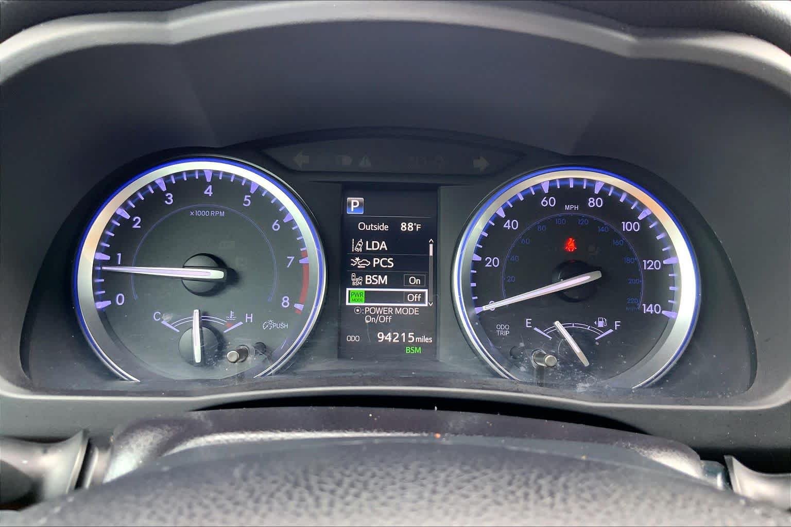 Used 2019 Celestial Silver Metallic Toyota XLE image 26