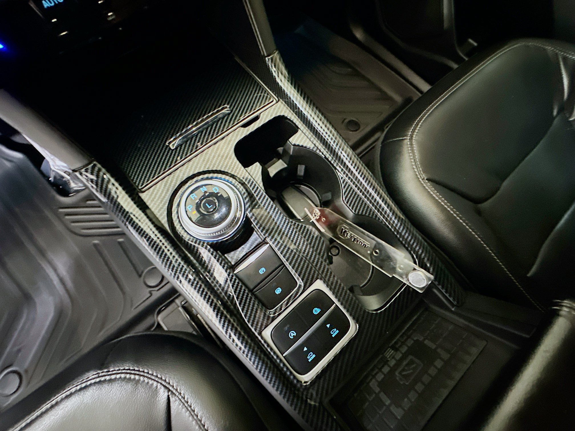 Used 2022 Gray Metallic Ford Limited image 22