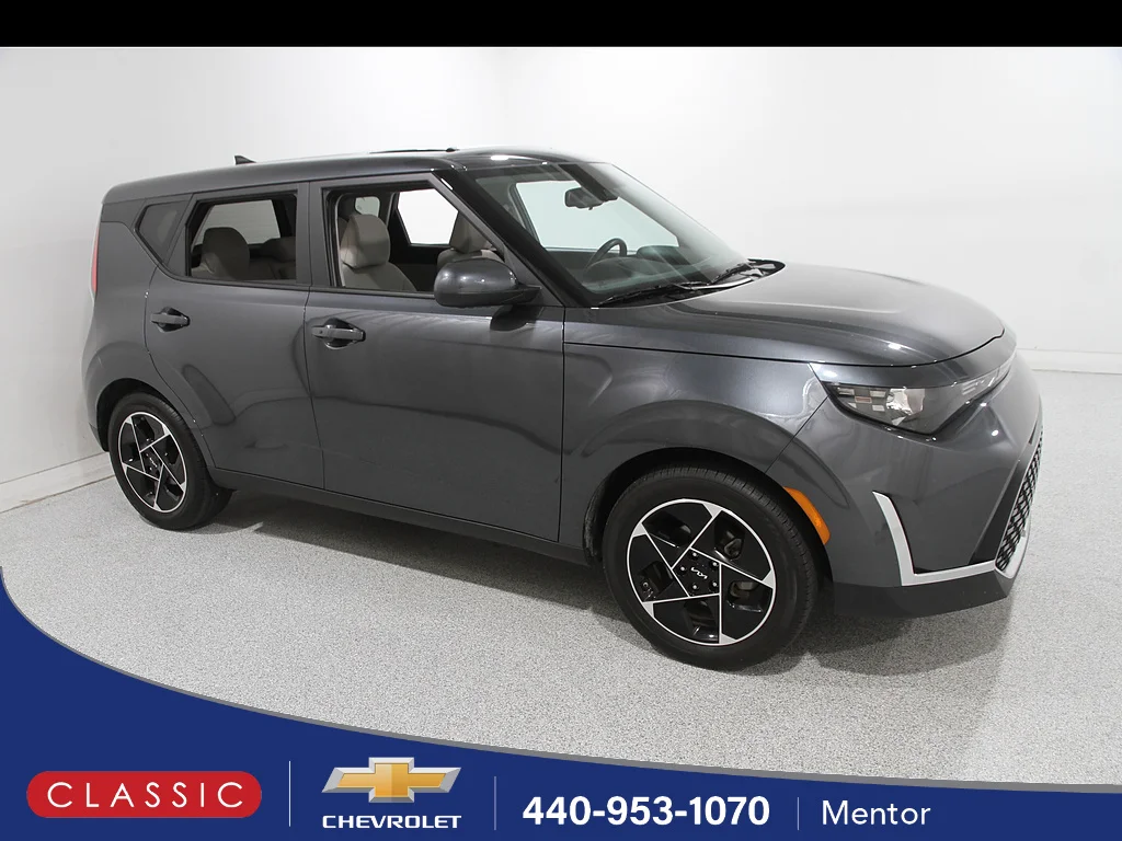 Used 2024 Gravity Gray Kia EX image 1