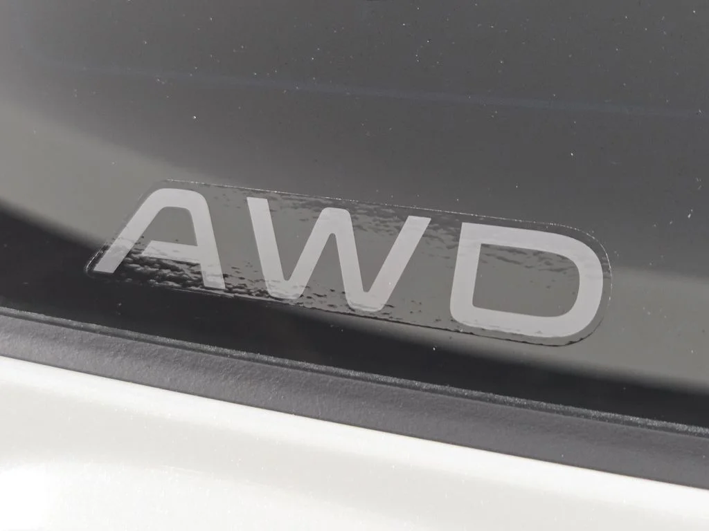 New 2026 Platinum White Pearl Honda EX image 5
