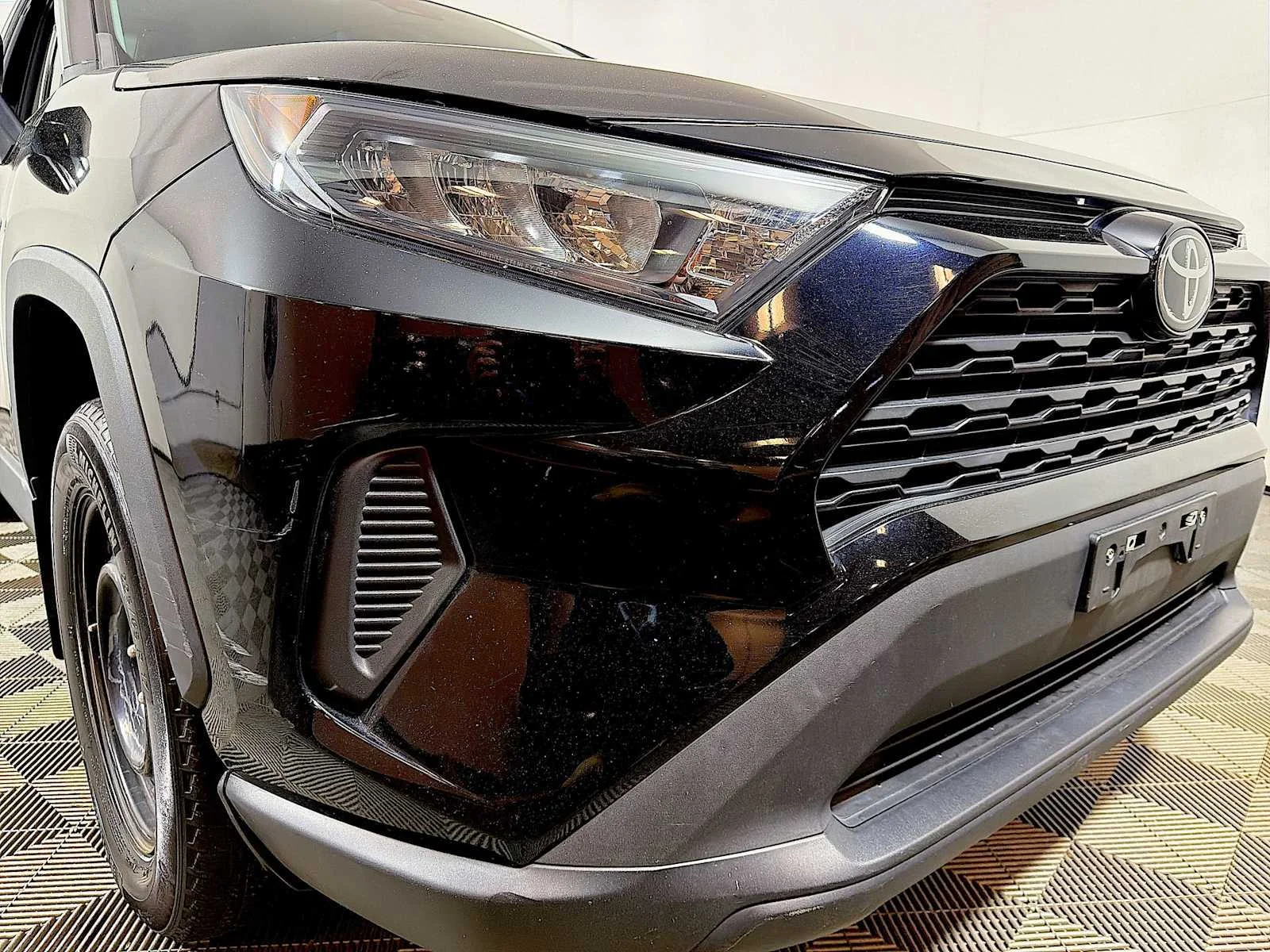 Used 2022 Midnight Black Metallic Toyota LE image 21