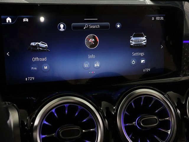 New 2026 Polar White Mercedes-Benz GLB 250 image 46