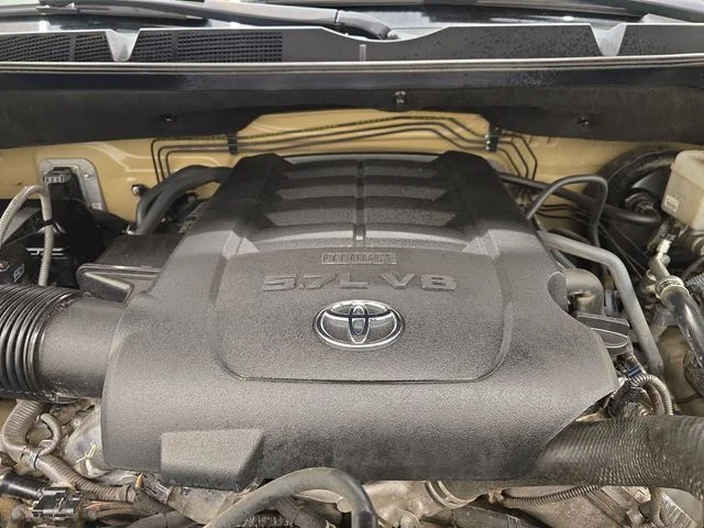 Used 2018 Quicksand Toyota SR5 image 37