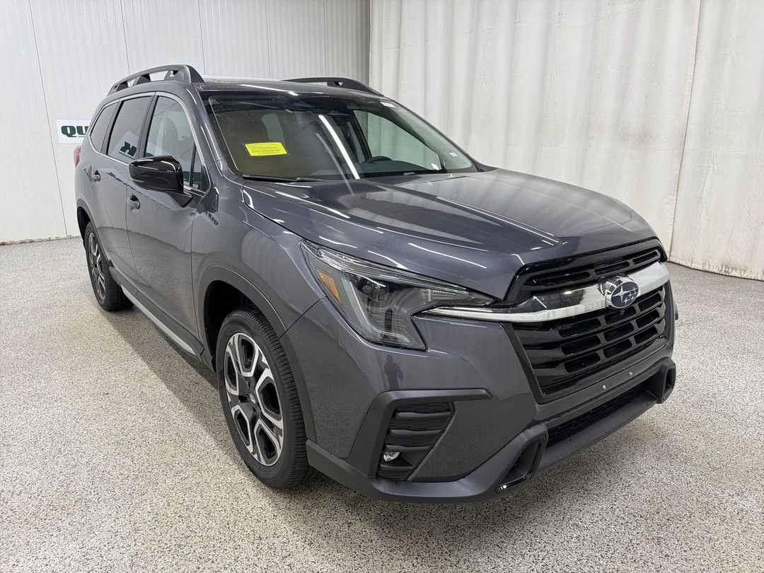 2026 Subaru Ascent Limited 7 Passenger's photo