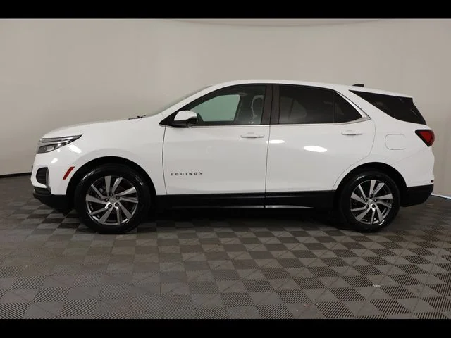 Used 2024 White Chevrolet LT image 2