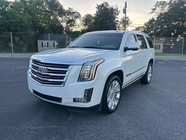 Used 2020 CRYSTAL WHITE TRICOAT Cadillac Platinum image 1