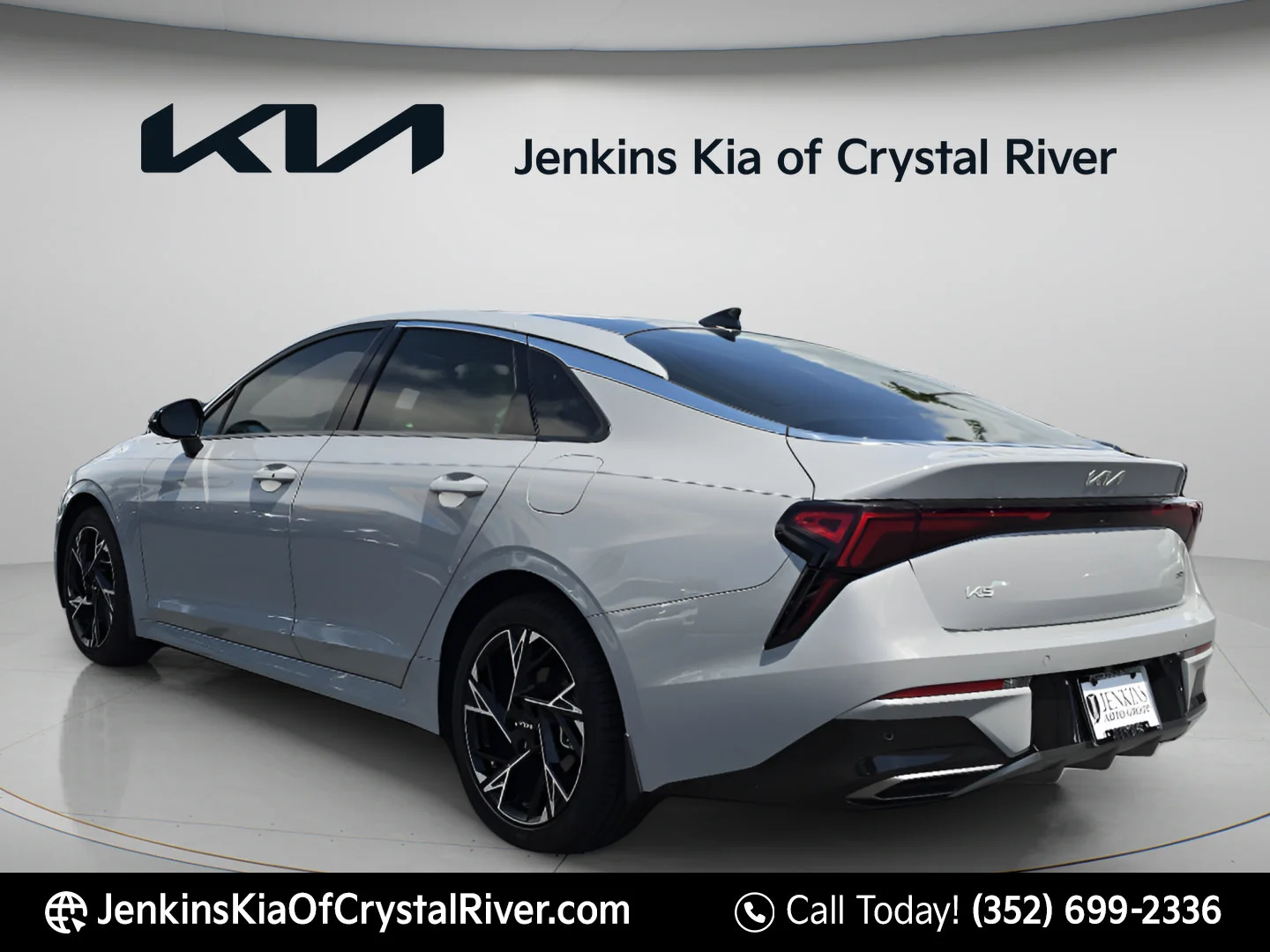 Used 2025 Wolf Gray Kia GT-Line image 7