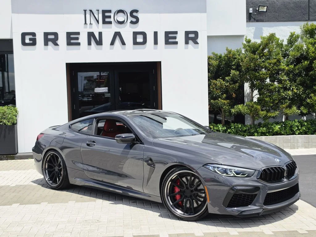 2022 BMW M8