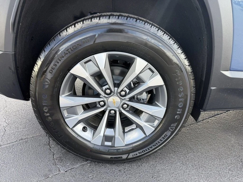 2026 Chevrolet Equinox LT - Photo 10