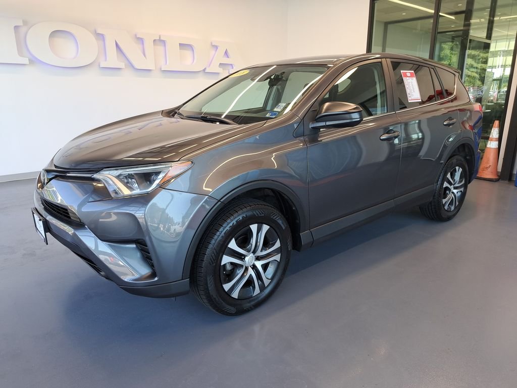 Used 2018 Gray Toyota LE image 2