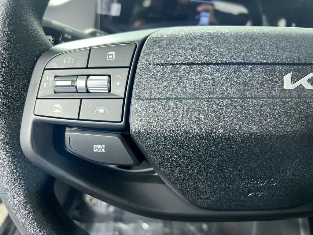 New 2026 Interstellar Gray Kia LXS image 17