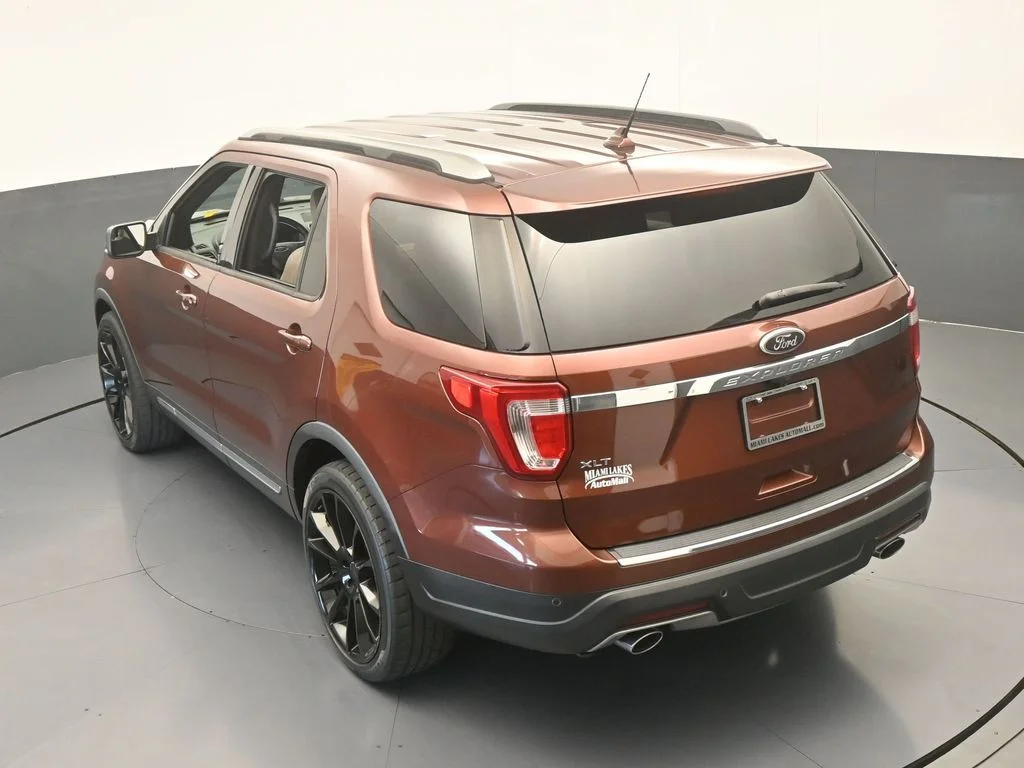 Used 2018 Cinnamon Glaze Metallic Ford XLT image 47
