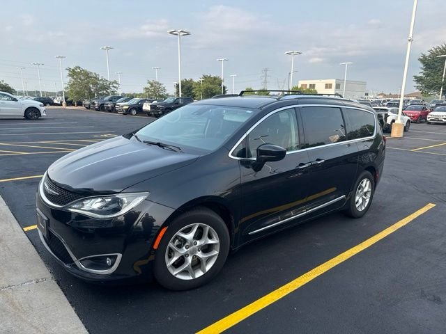 Used 2017 Chrysler Pacifica Touring-L Plus with VIN 2C4RC1EG8HR584692 for sale in Shakopee, Minnesota