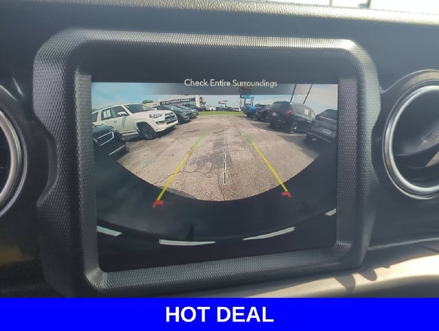 Used 2021 White Jeep Unlimited Sahara Altitude image 20