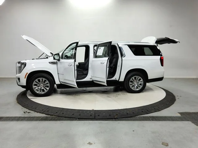 Used 2025 White GMC Denali image 13