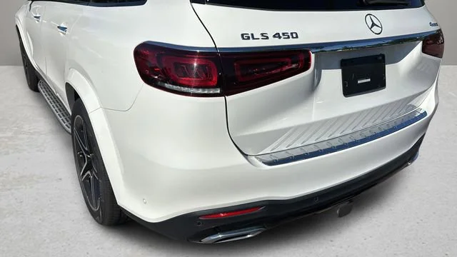 Used 2022 White Mercedes-Benz 4MATIC® image 39