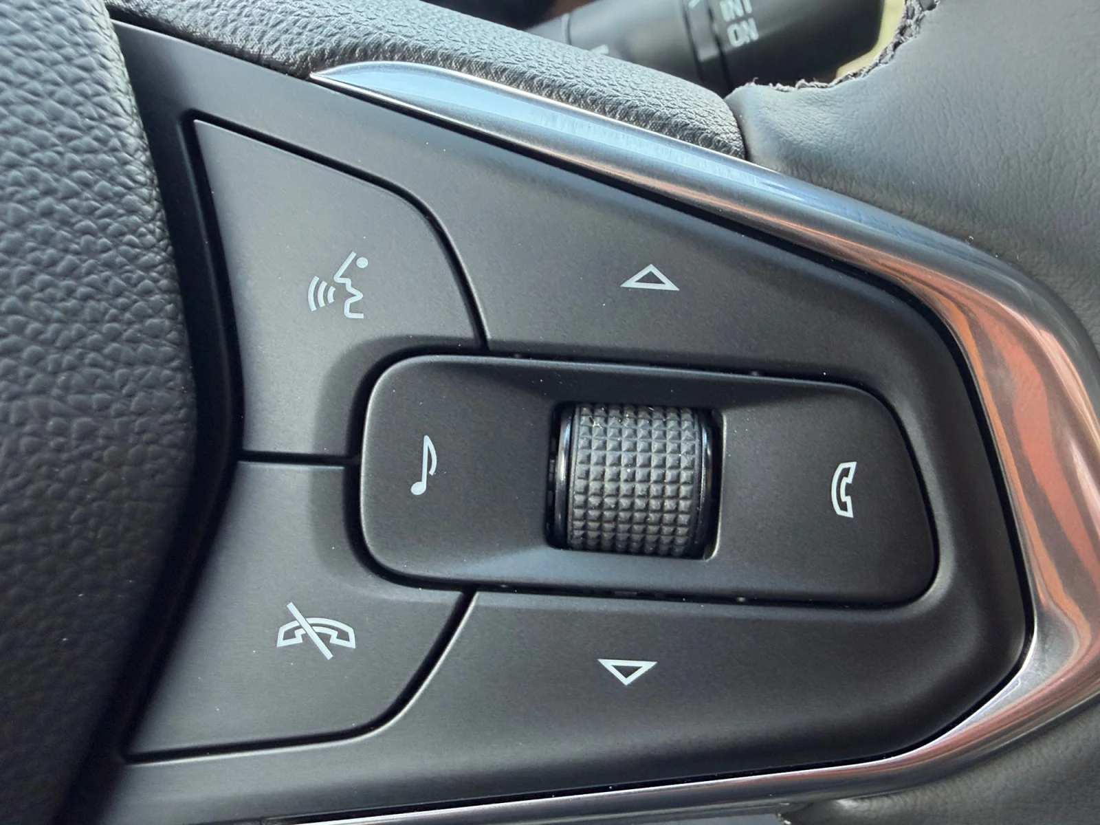 New 2026 Sterling Gray Metallic Chevrolet LT image 23