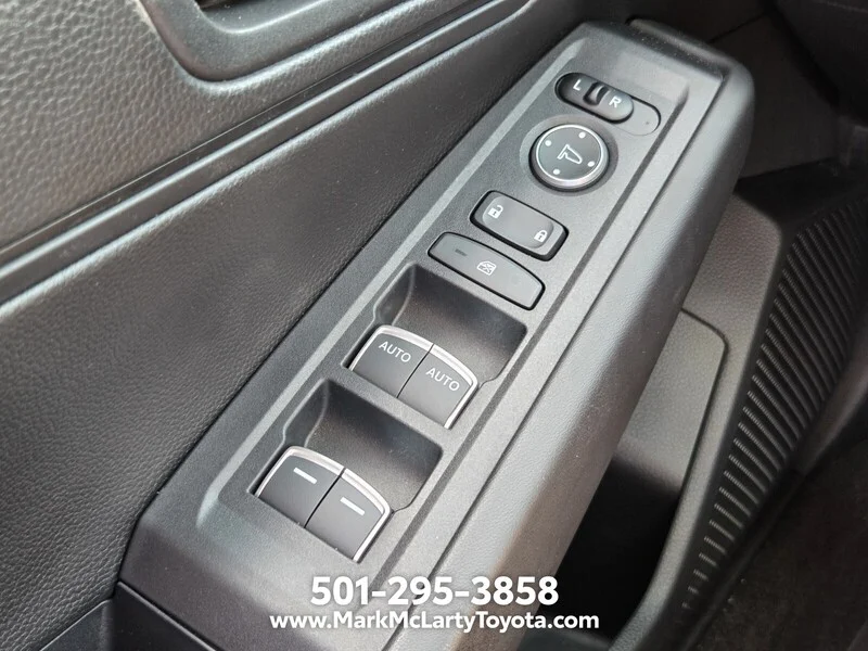 Used 2025 Crystal Black Pearl Honda LX CVT image 23