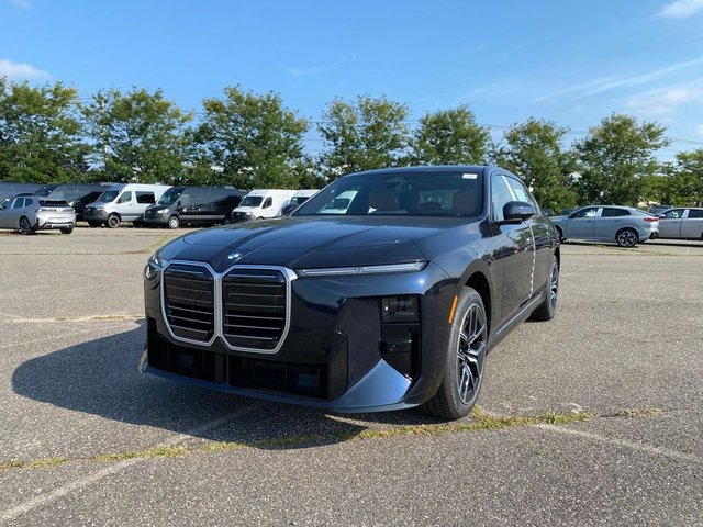 2027 BMW 7 Series 740i xDrive