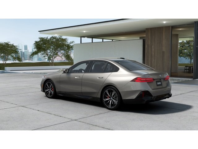 New 2027 Oxide Grey Metallic BMW 530i xDrive image 2