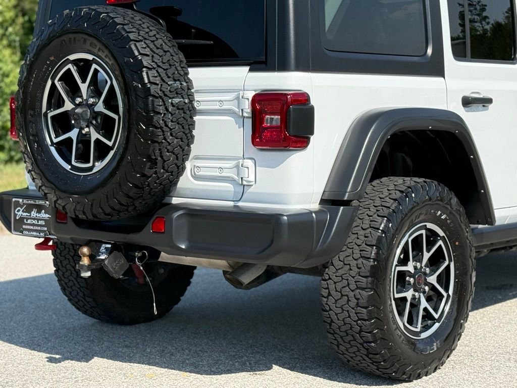 Used 2024 White Jeep Rubicon image 15